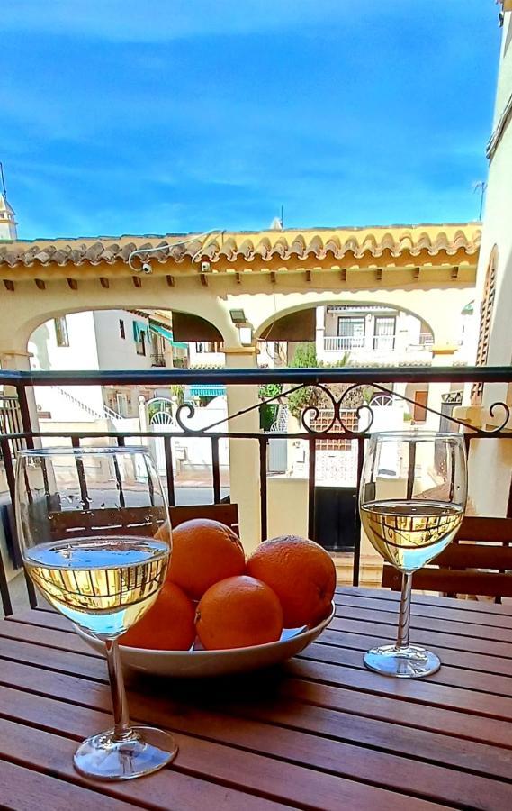 Apartament Casa Milo Playa Los Locos ตอร์เรเวียคา ภายนอก รูปภาพ